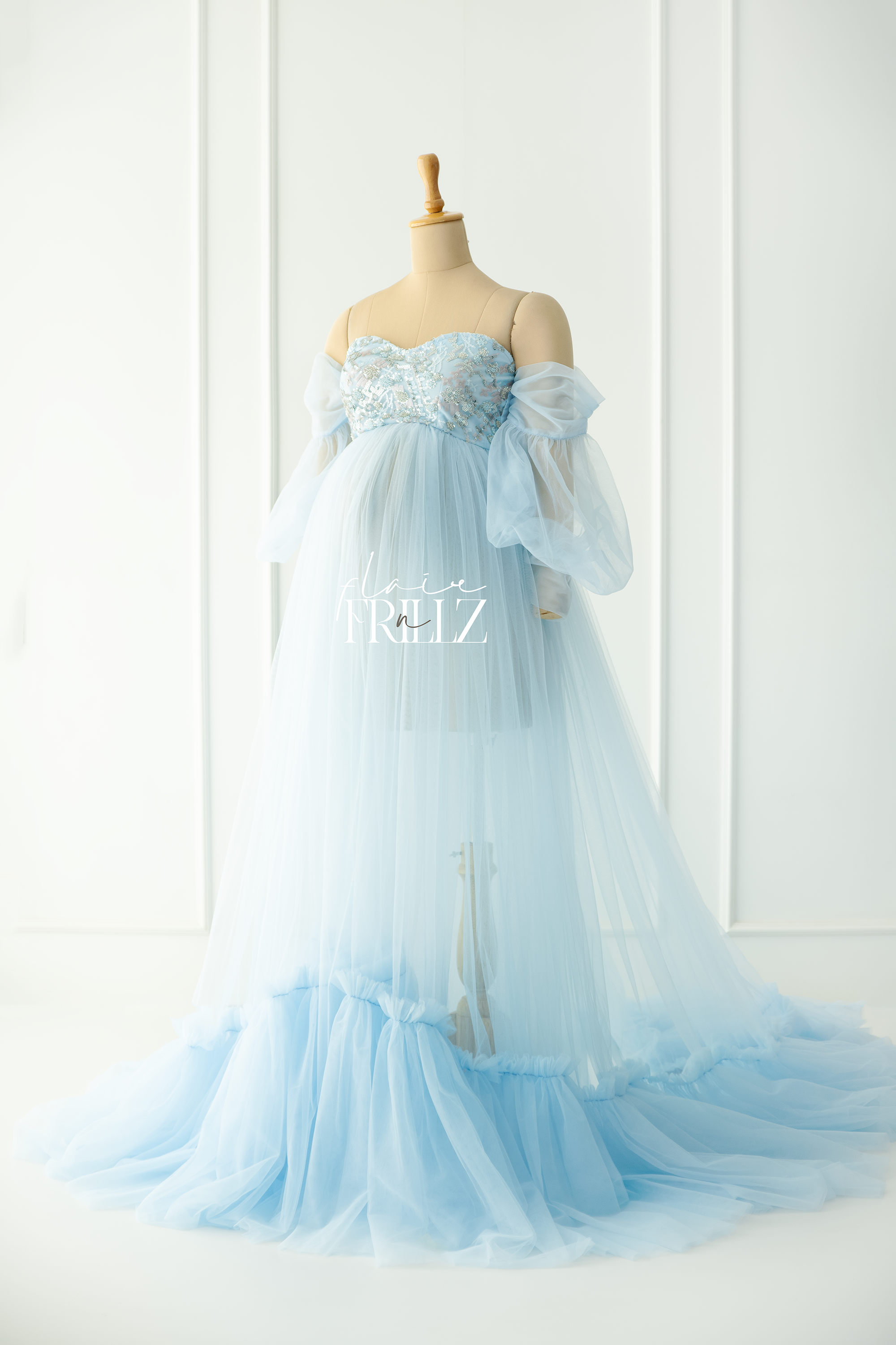 Aira Gown